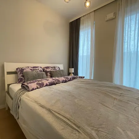 Lejlighed Essence Lux Apartment, Free Parking, Self Check-in 24h *