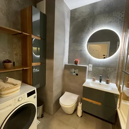 Apartament Essence Lux Apartment, Free Parking, Self Check-in 24h *