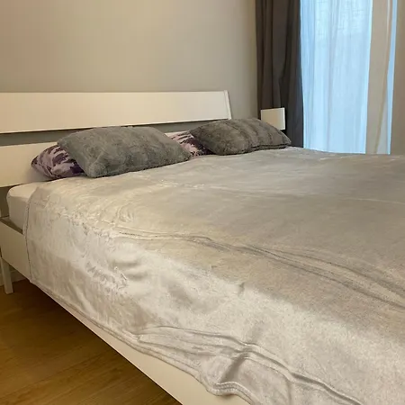 Essence Lux Apartment, Free Parking, Self Check-in 24h شقة *